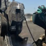 Intervento di riporto duro su cesoia rottami ferrosi